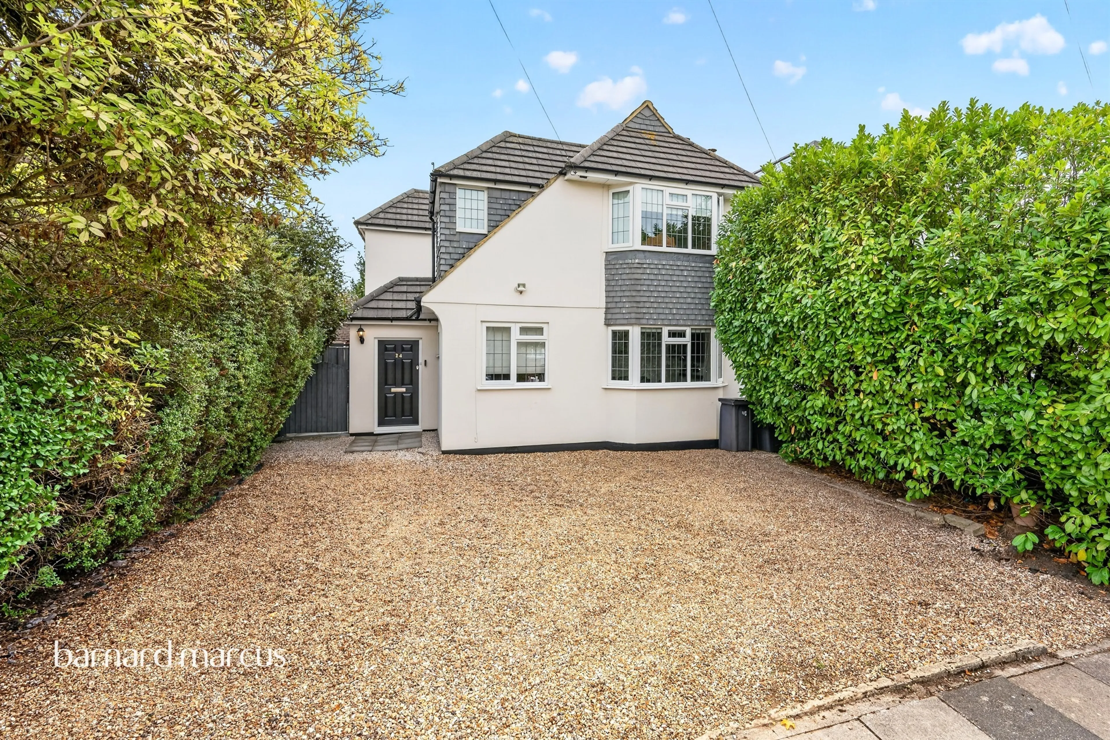 Property at Hollington Crescent, New Malden