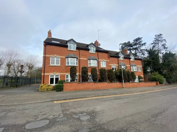 Washbrook Road, Rushden NN10
