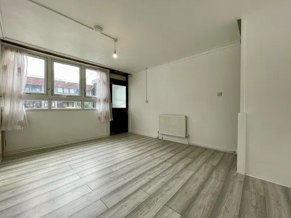 Pinedene, Carlton Grove, SE15