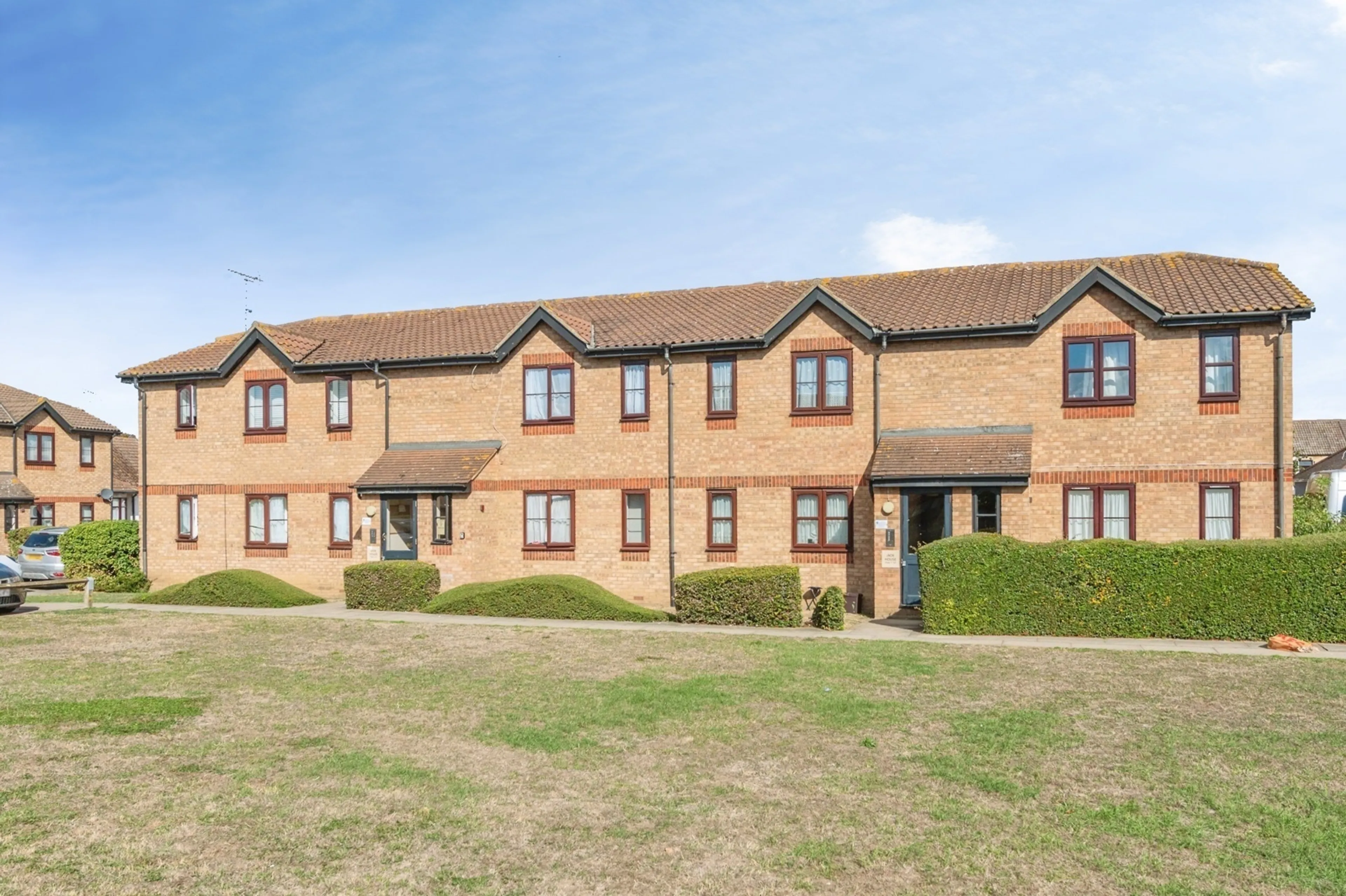 Property photo 0