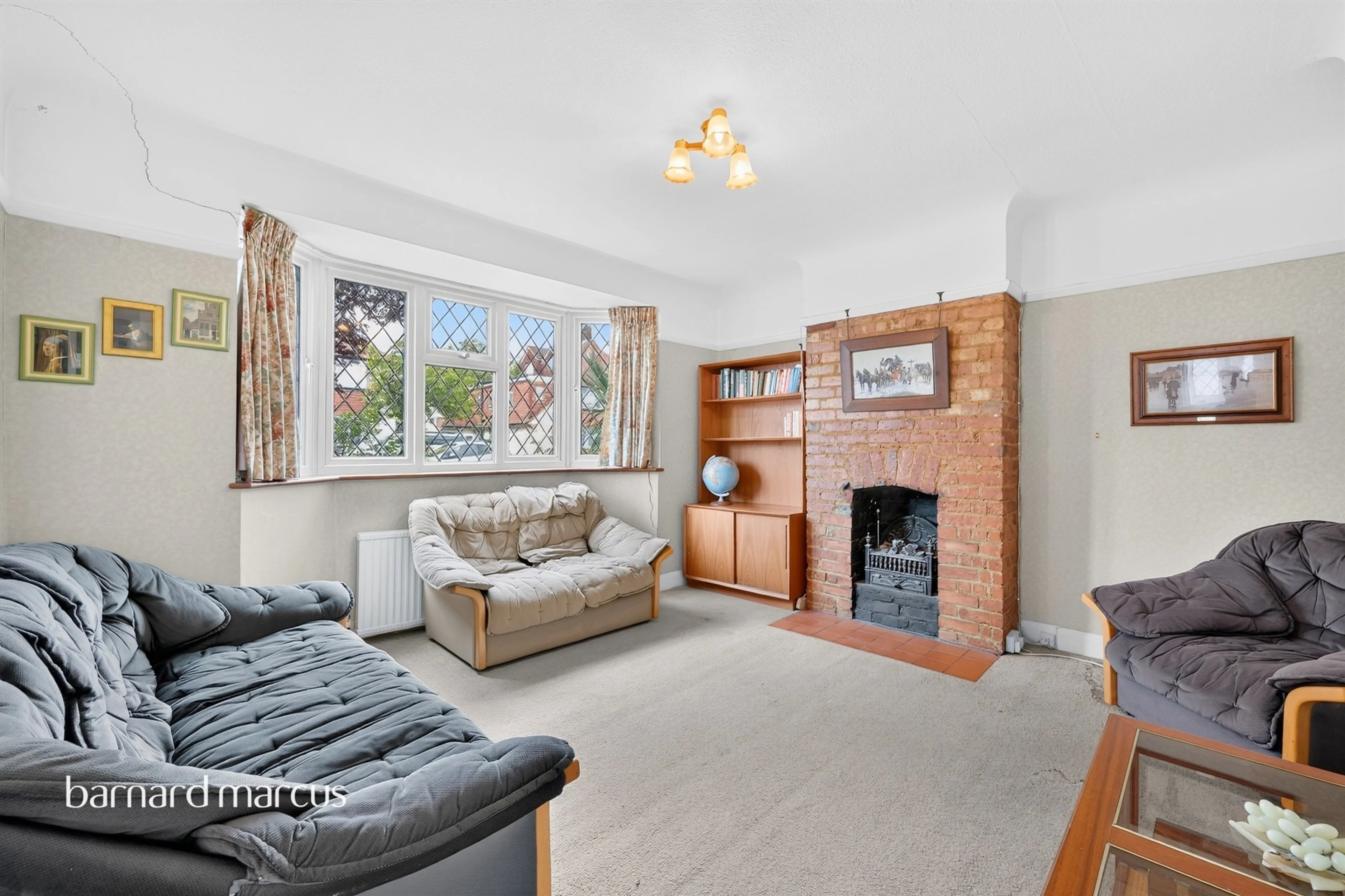 Property at Knightwood Crescent, New Malden