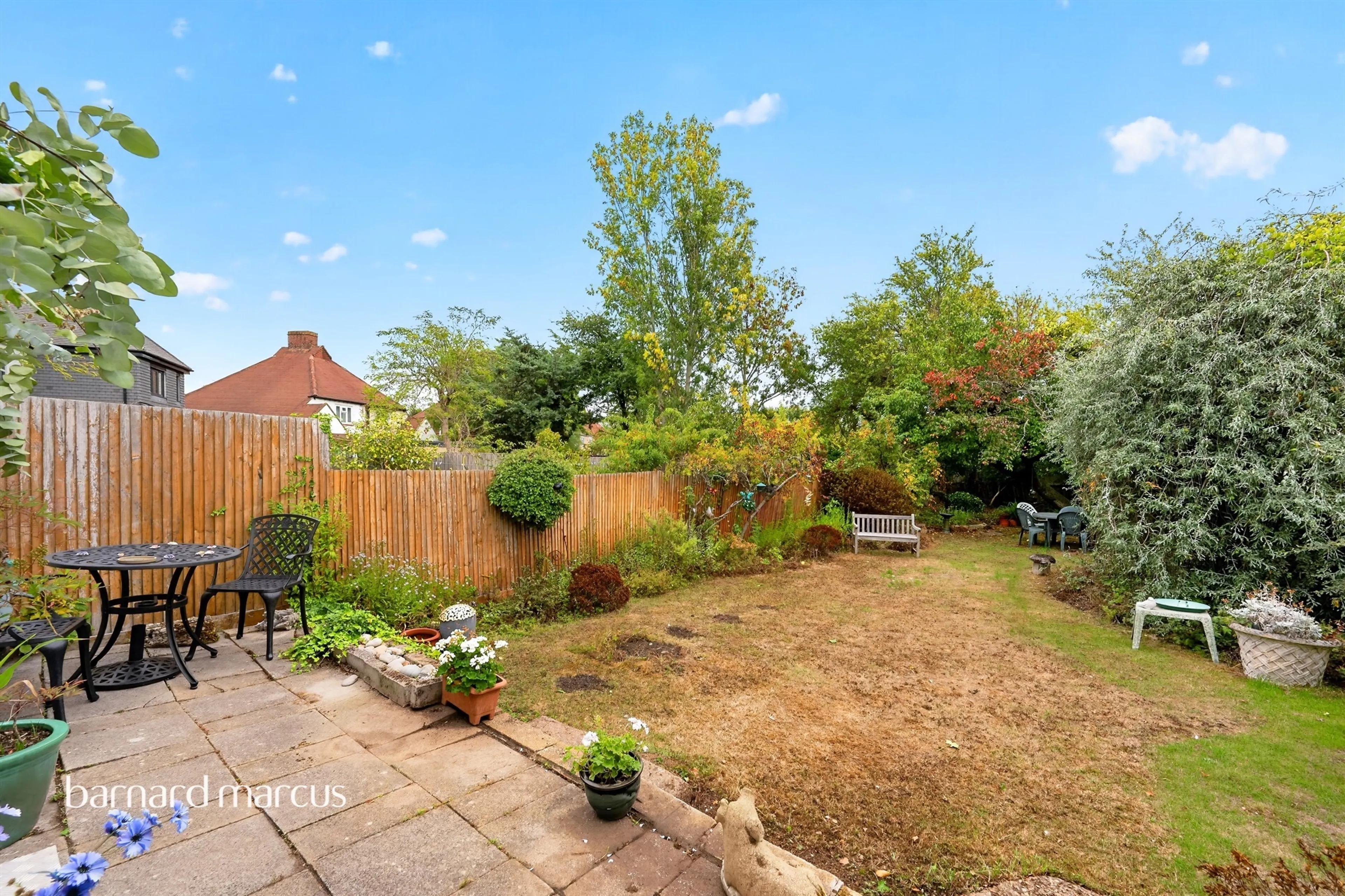Property at Knightwood Crescent, New Malden