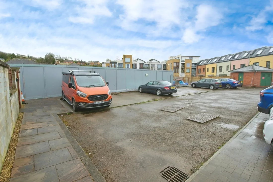 Property photo 16