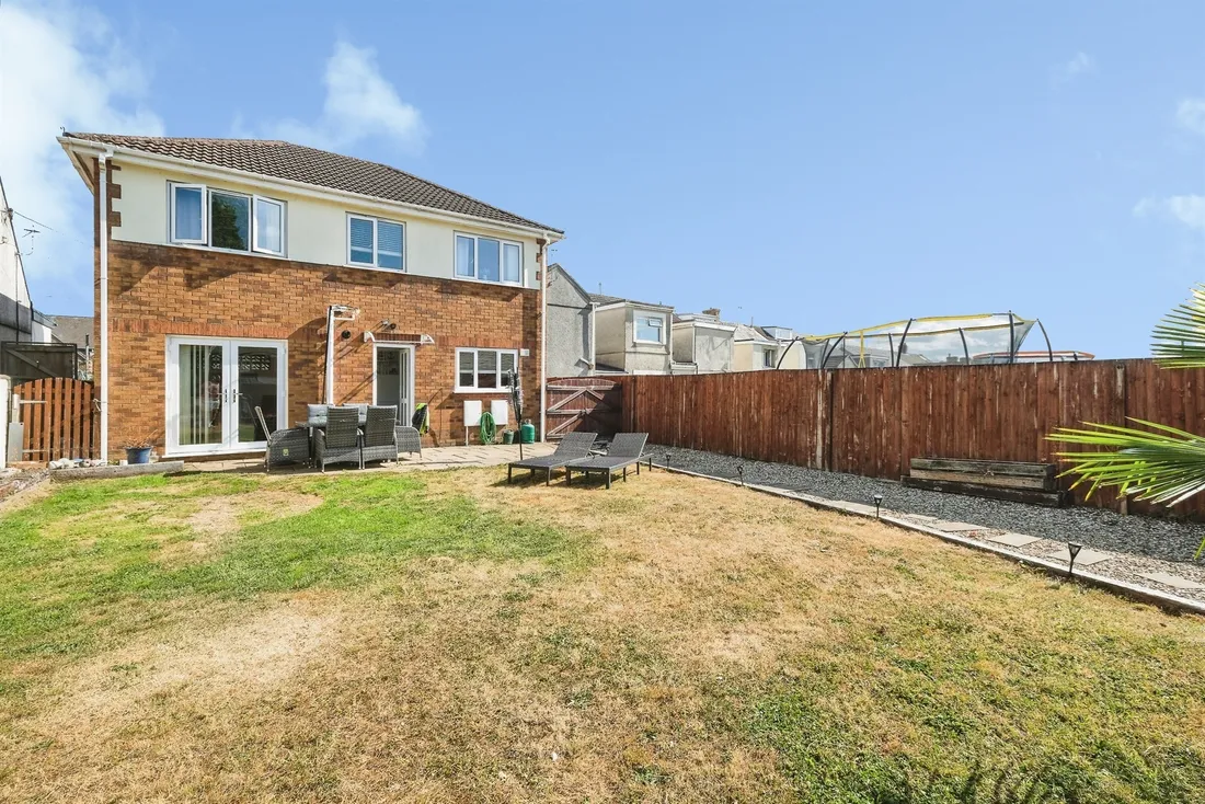 Property photo 23