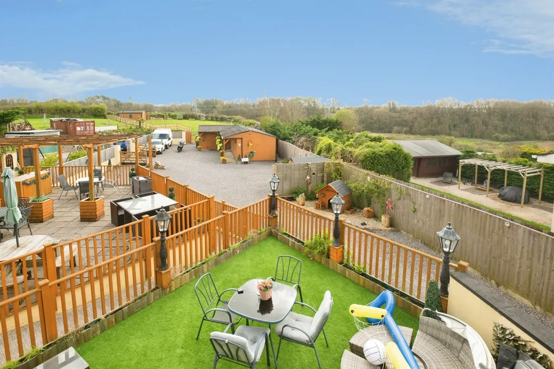 Property photo 15
