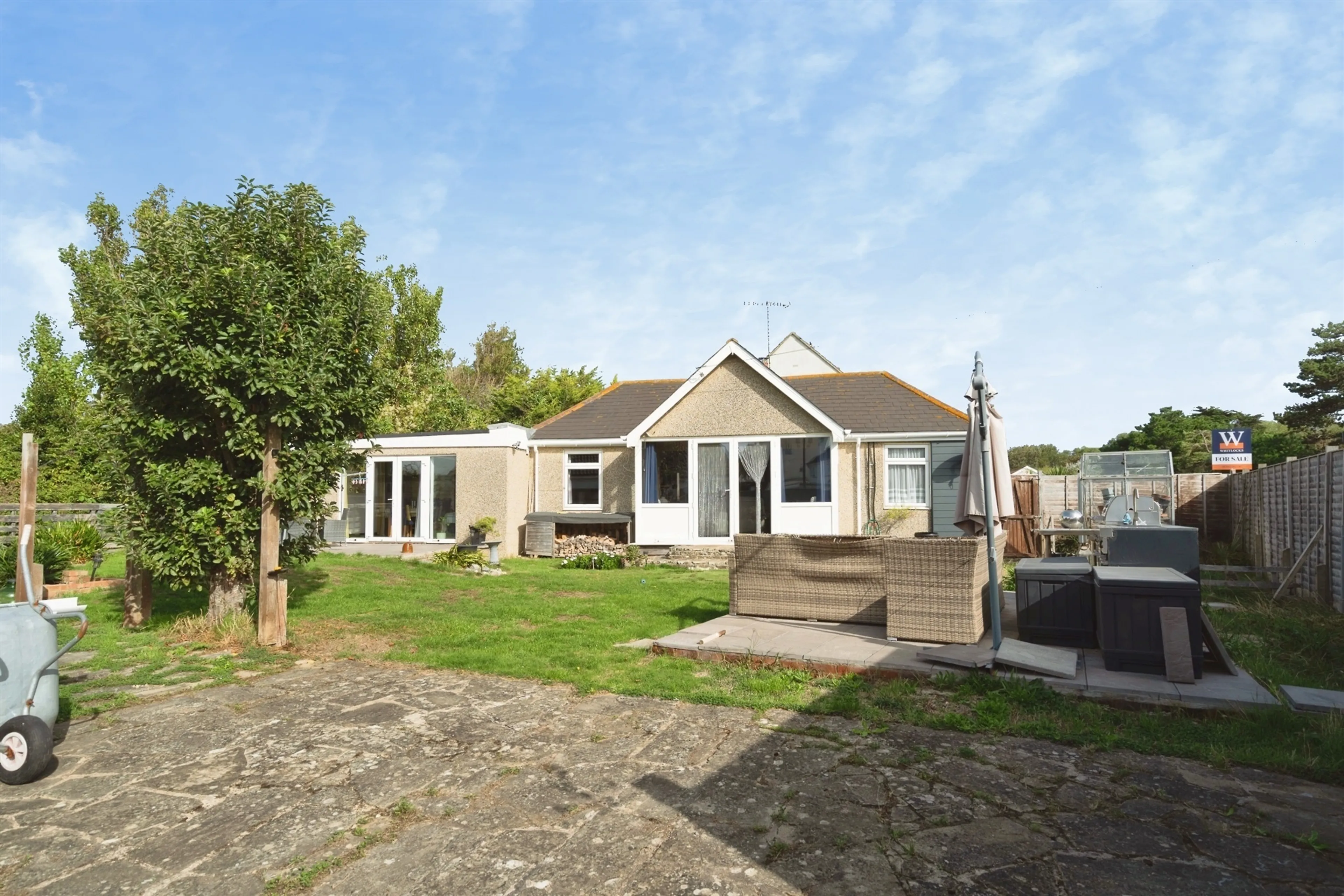 Property at Sea Way, Elmer, Bognor Regis