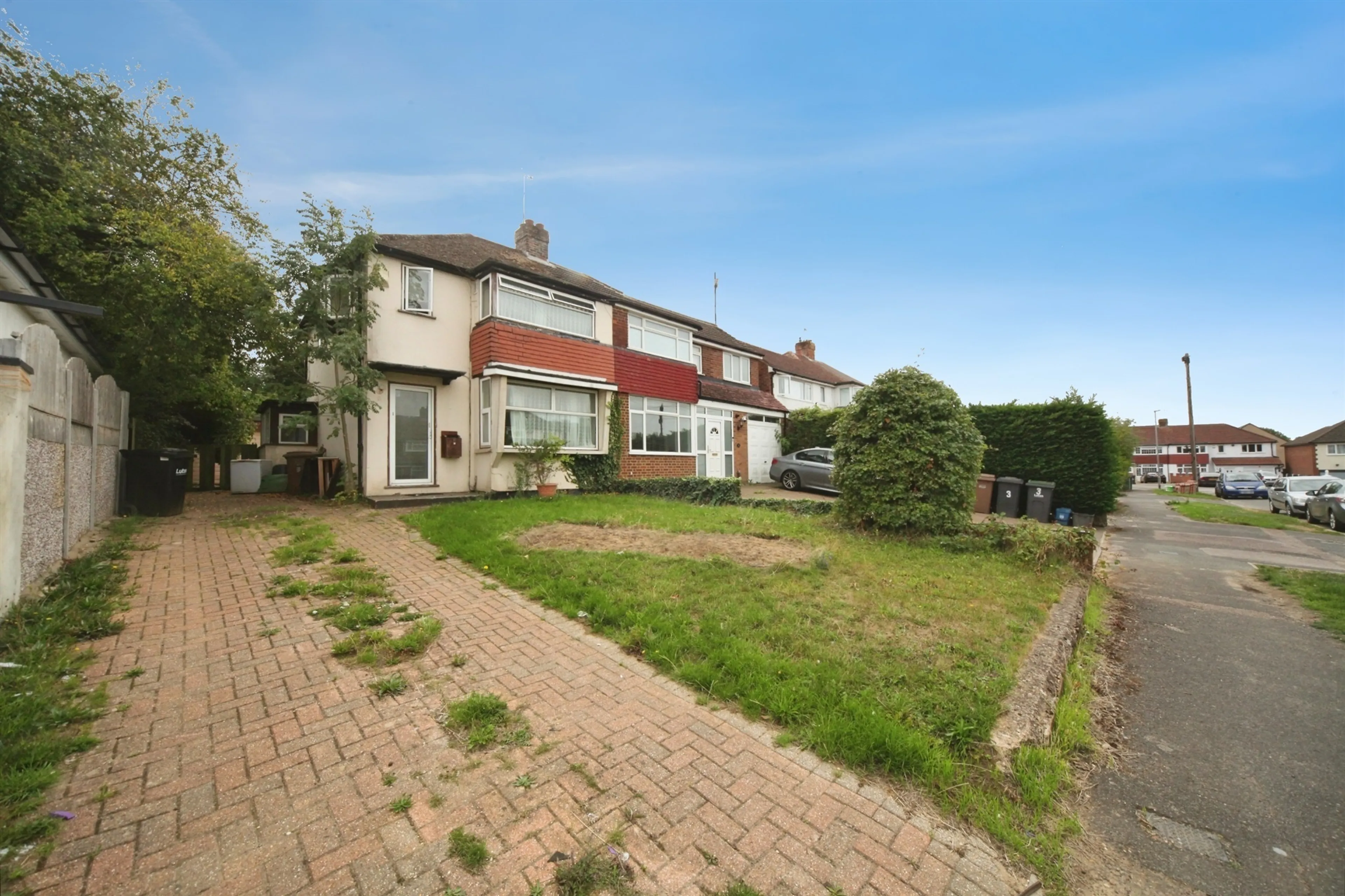 Property at Orchard Way, Luton