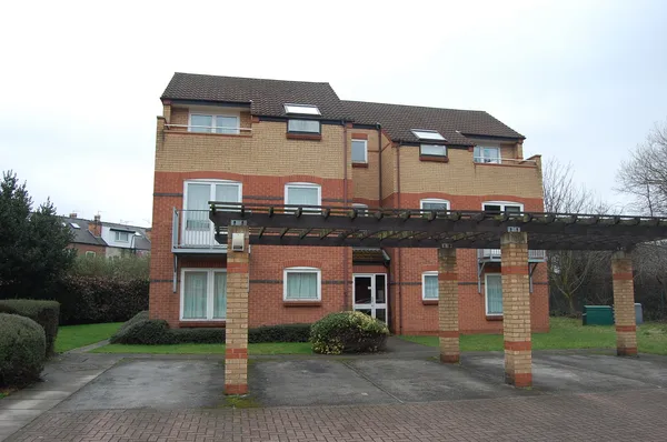 £110 pppw Tonnelier Road, Dunkirk, NG7