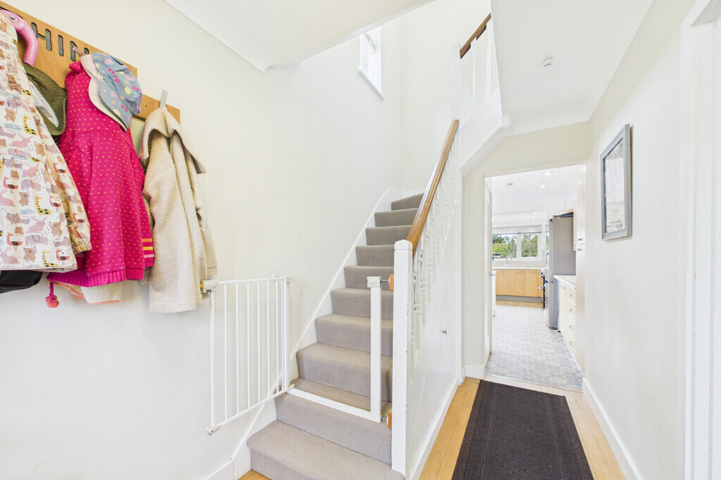 Queens Drive, Halesworth Image 8