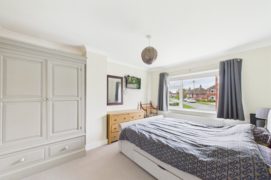 Queens Drive, Halesworth Image 9