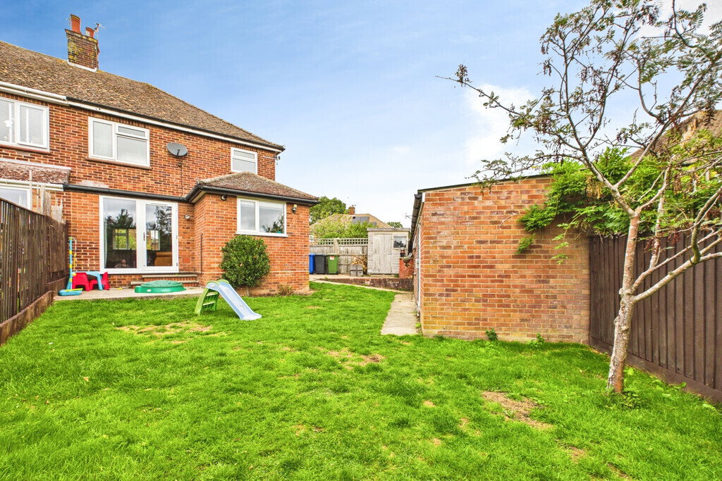 Queens Drive, Halesworth Image 17