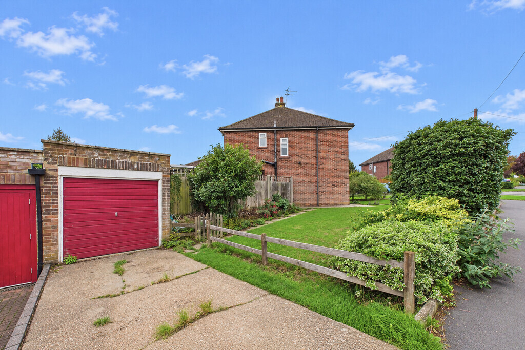 Queens Drive, Halesworth Image 19
