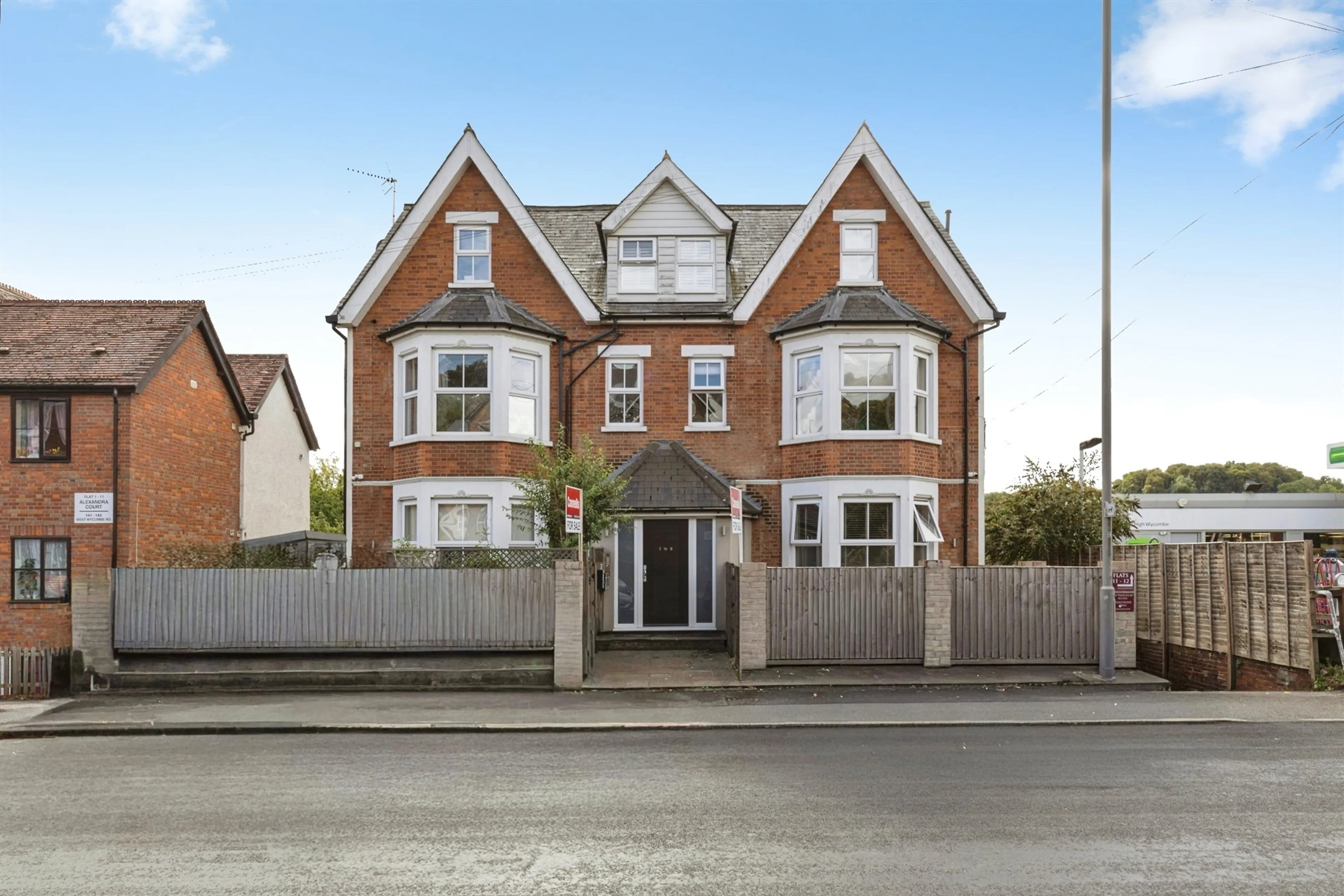 Property at West Wycombe Road, High Wycombe