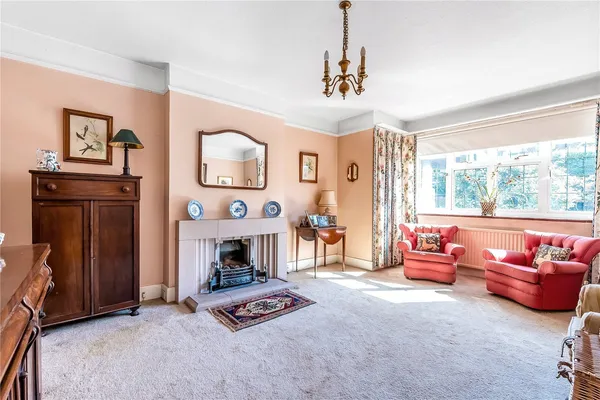 Waterlow Road, Reigate, RH2 photo 7