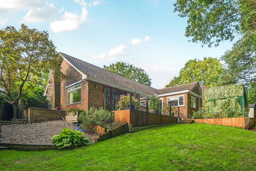 Birch Grove, Tadworth, KT20 photo 7