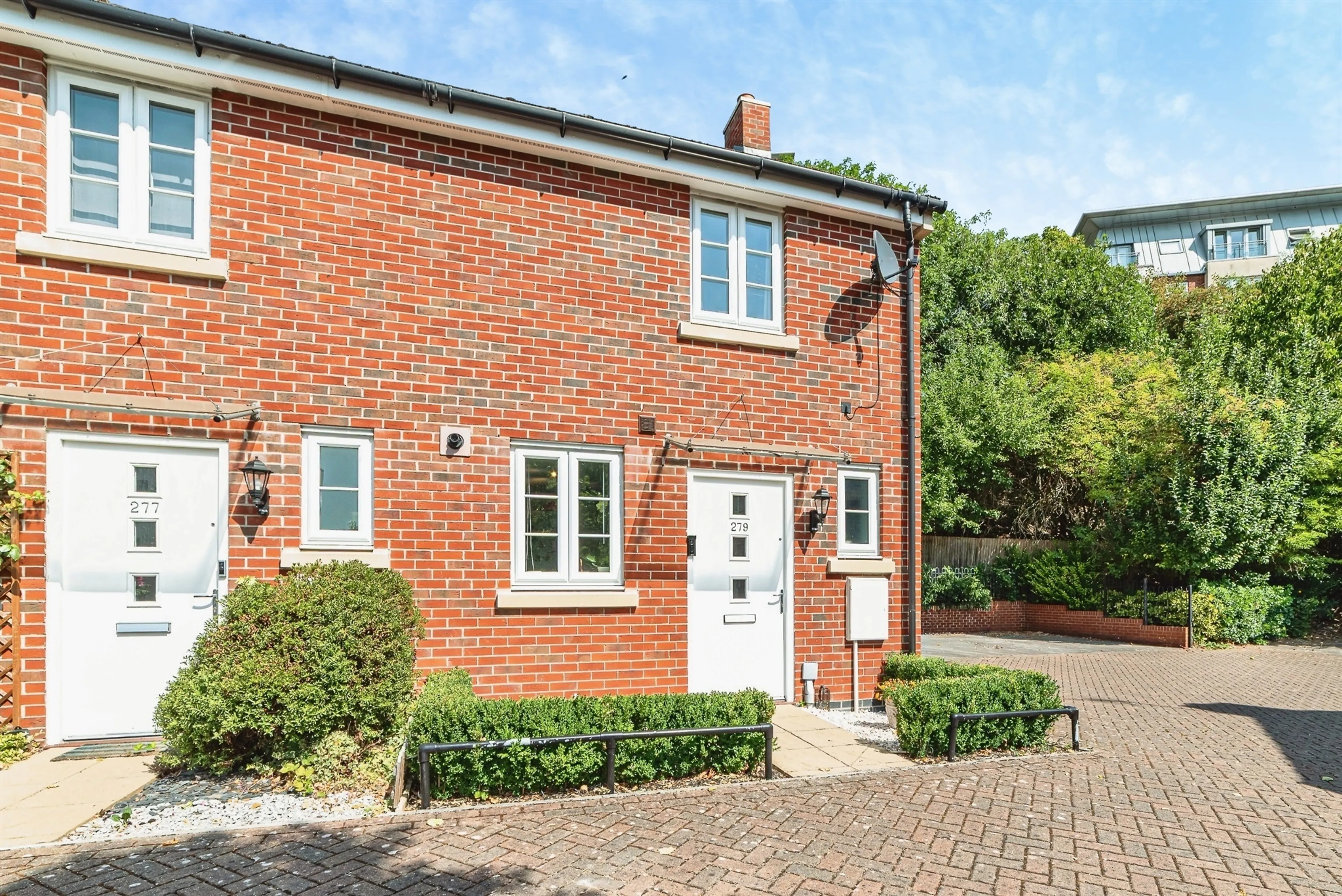 Property photo 0