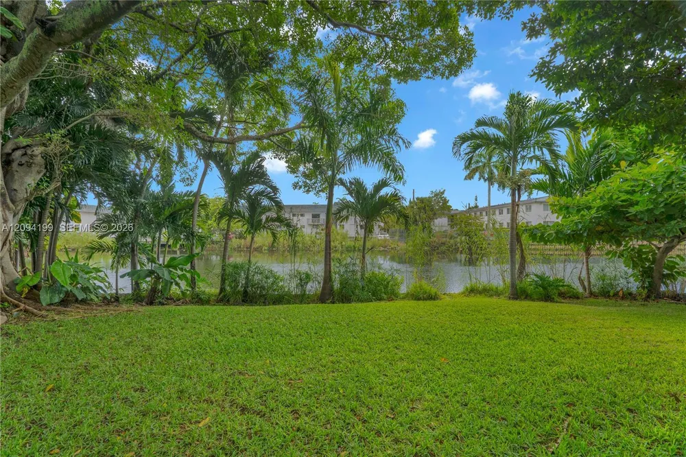 13205 NE 2nd Ave, North Miami, FL 33161