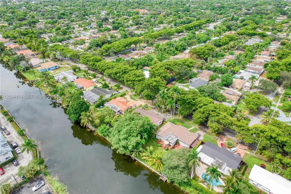 13205 NE 2nd Ave, North Miami, FL 33161