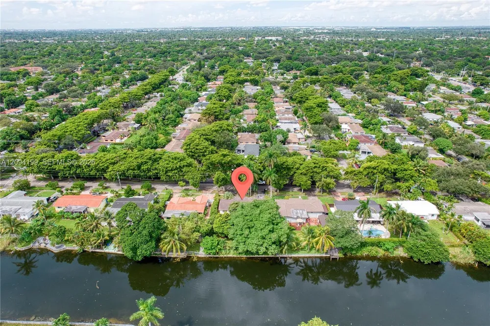 13205 NE 2nd Ave, North Miami, FL 33161
