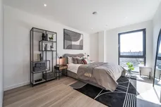 Plough Road, London, SW11 photo 5