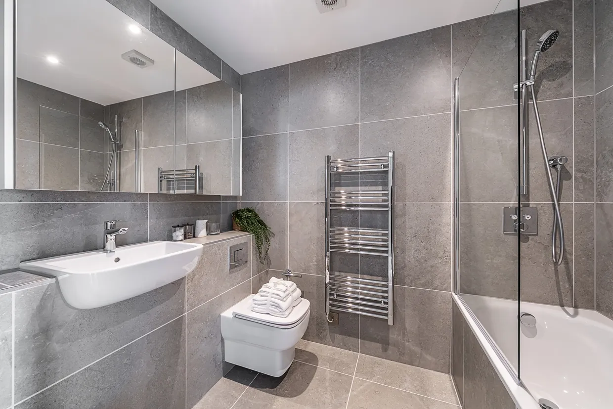 Plough Road, London, SW11 photo 6