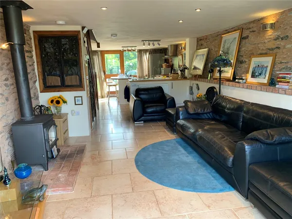 Upper Cheddon, Taunton, TA2 photo 2