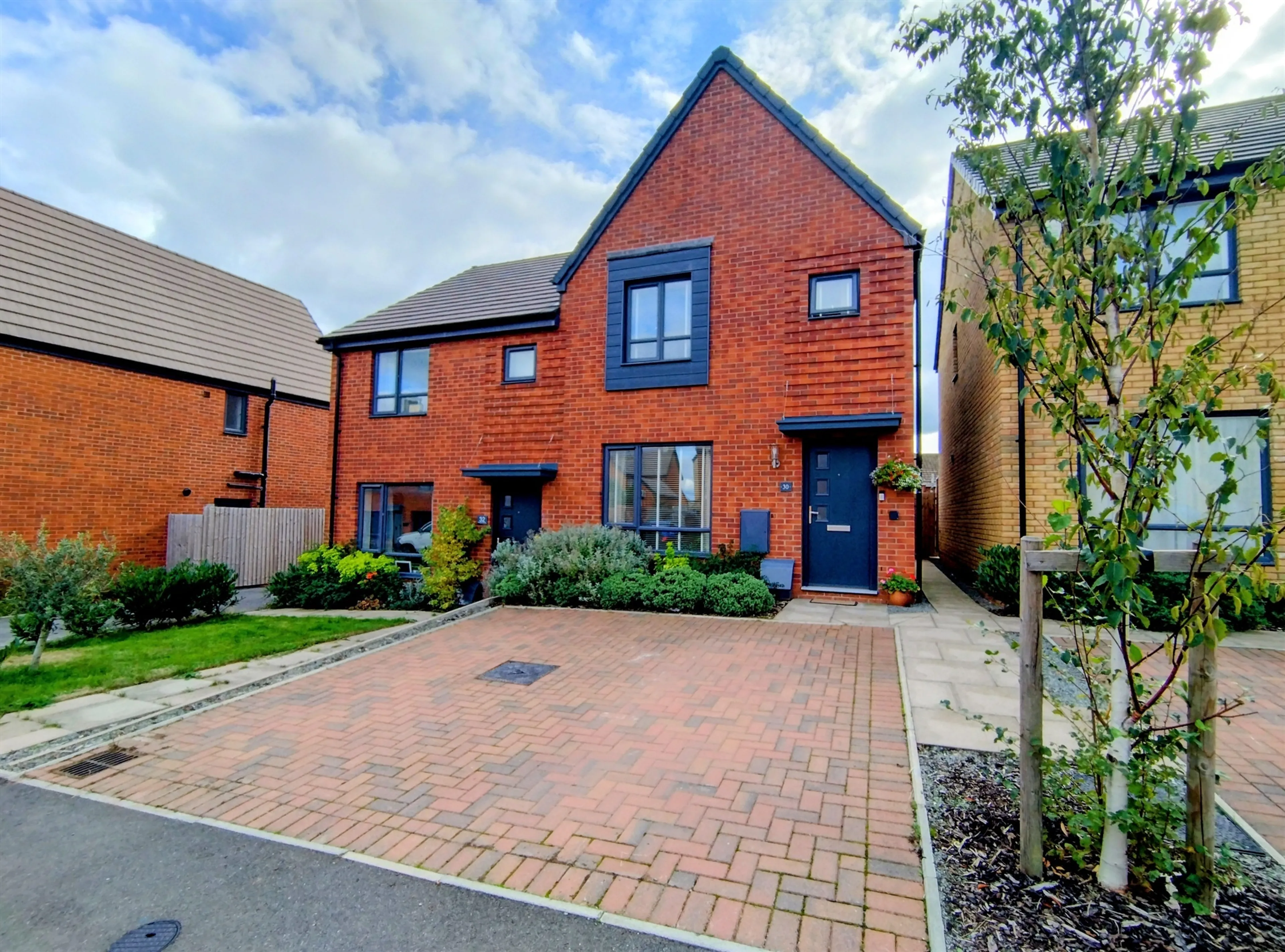 Property photo 0