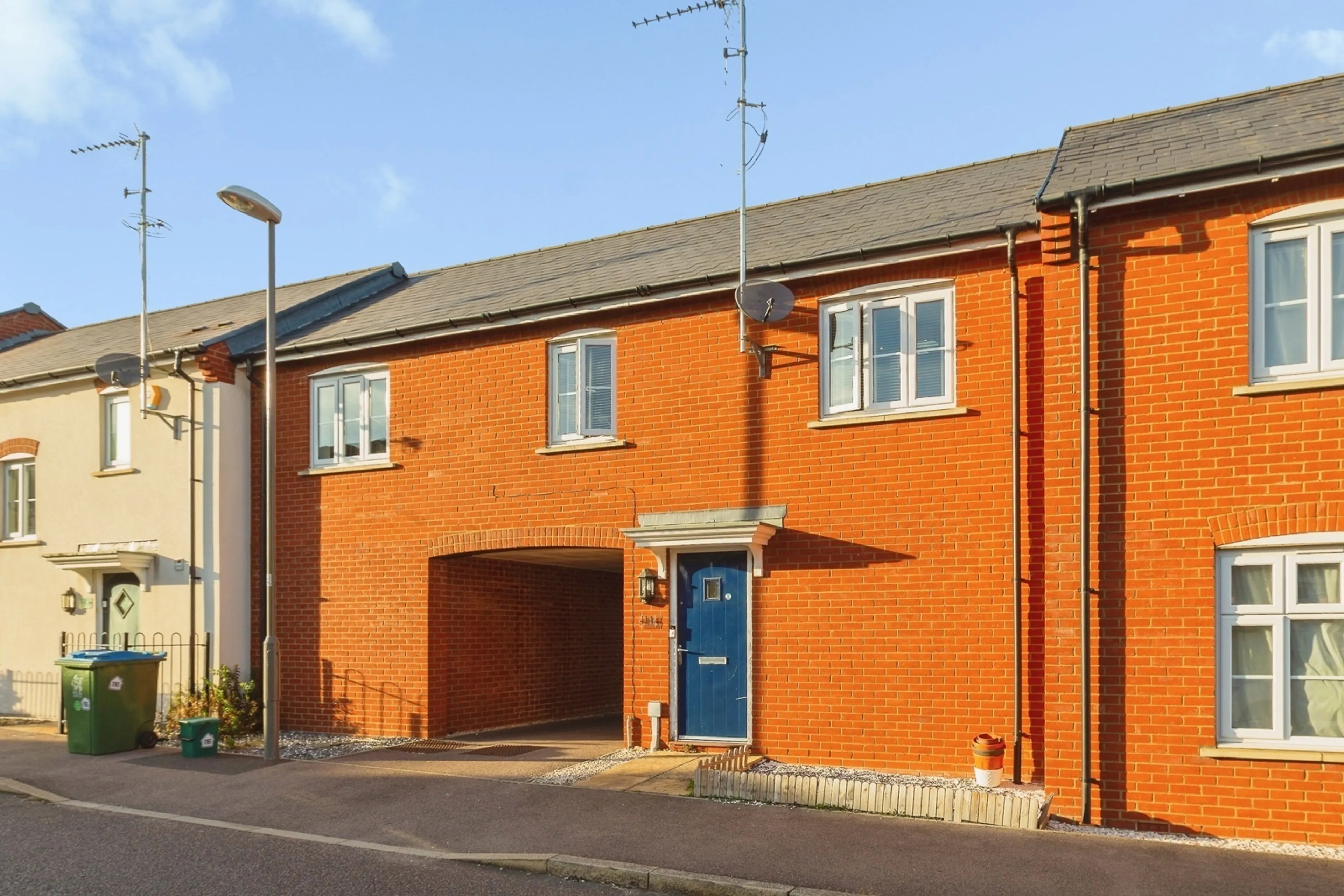 Property photo 0