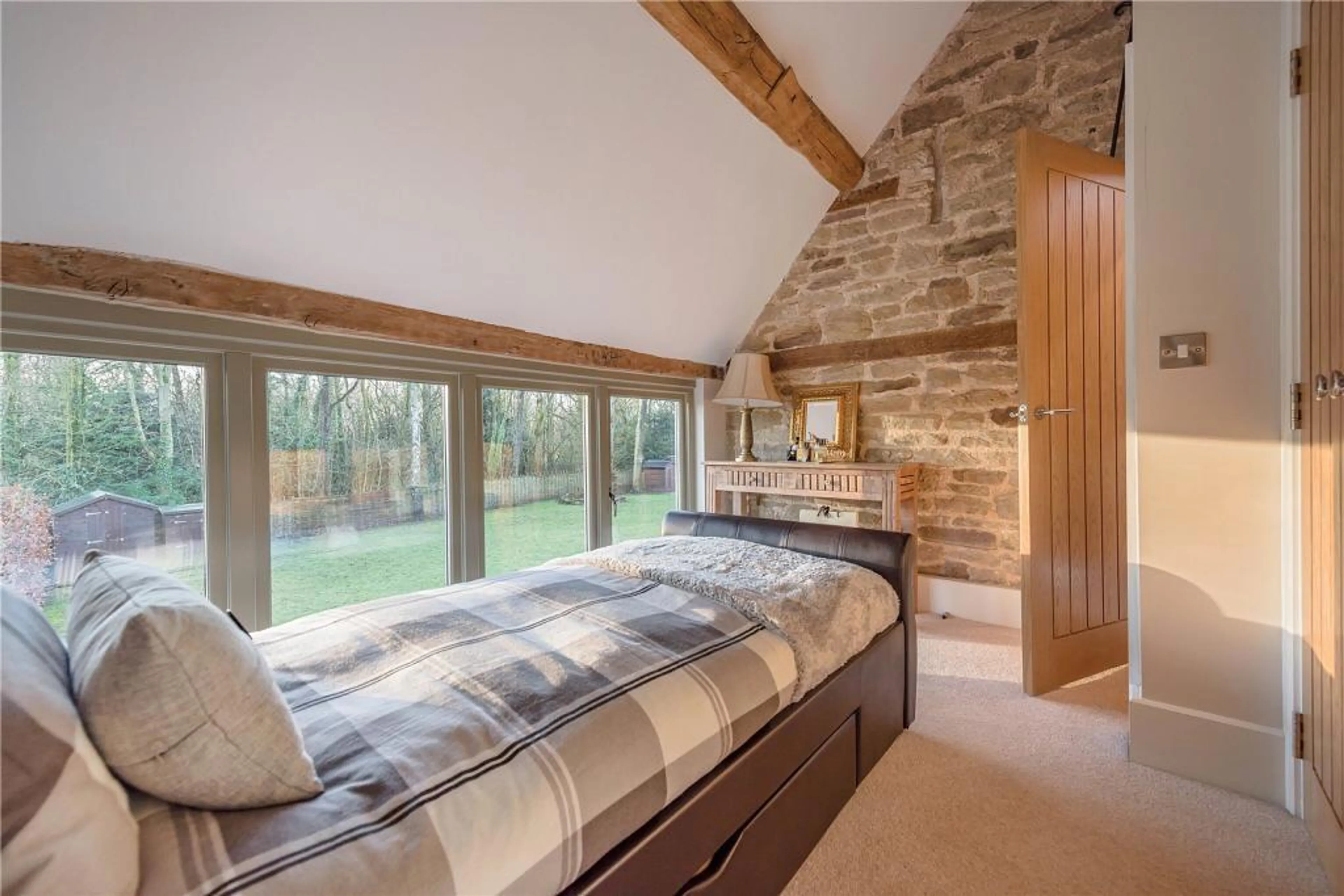 Property photo 34