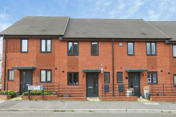 Barn Owl Close, Whiteley, Fareham, Ha...