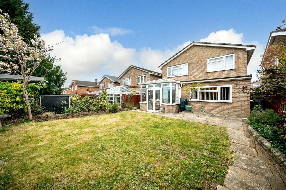 Glebe Close, Hemel Hempstead, Hertfordshire, HP3 9PA