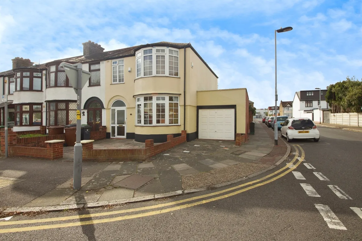 Shirley Gardens, Barking