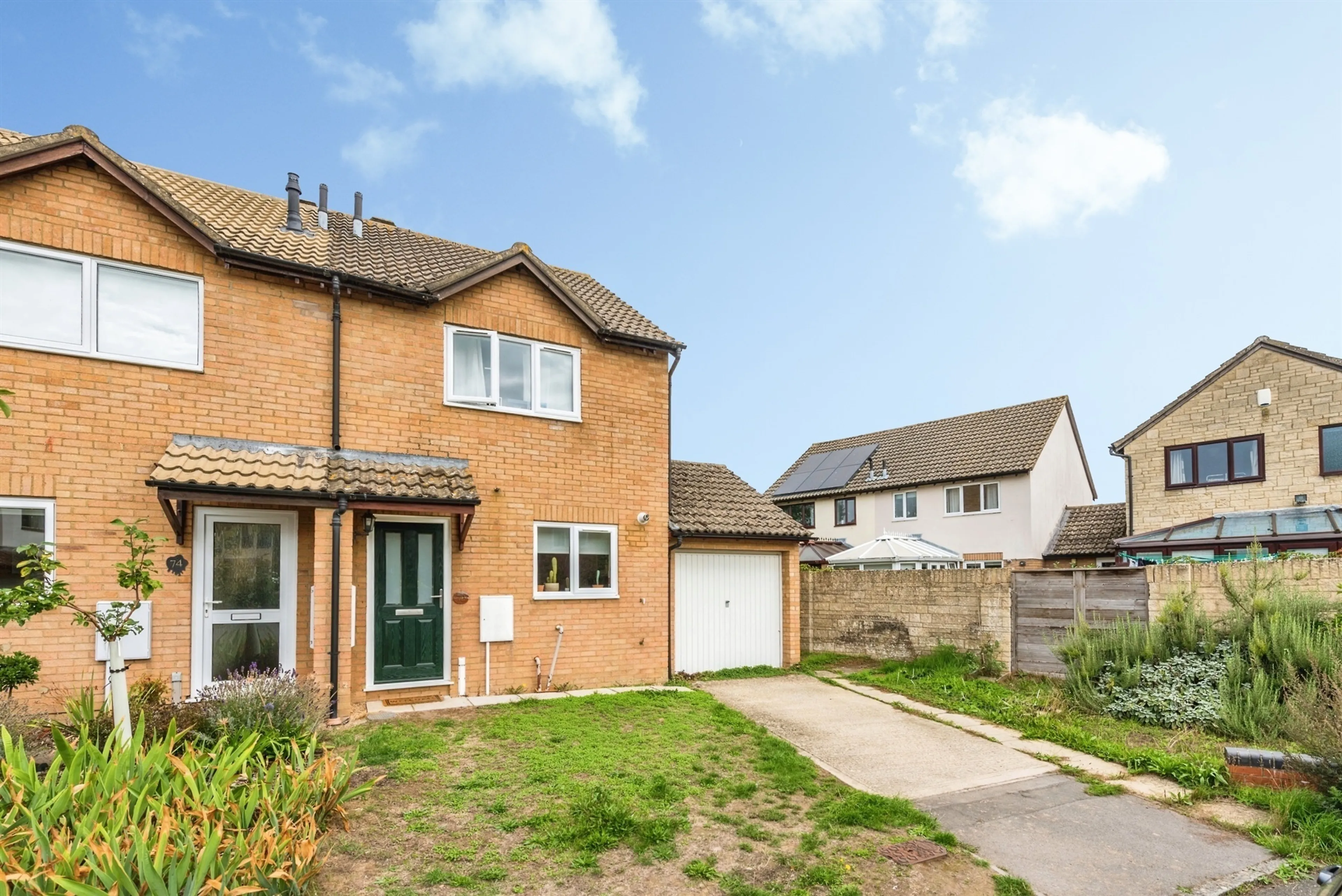 Property at Dovehouse Close, Eynsham, WITNEY