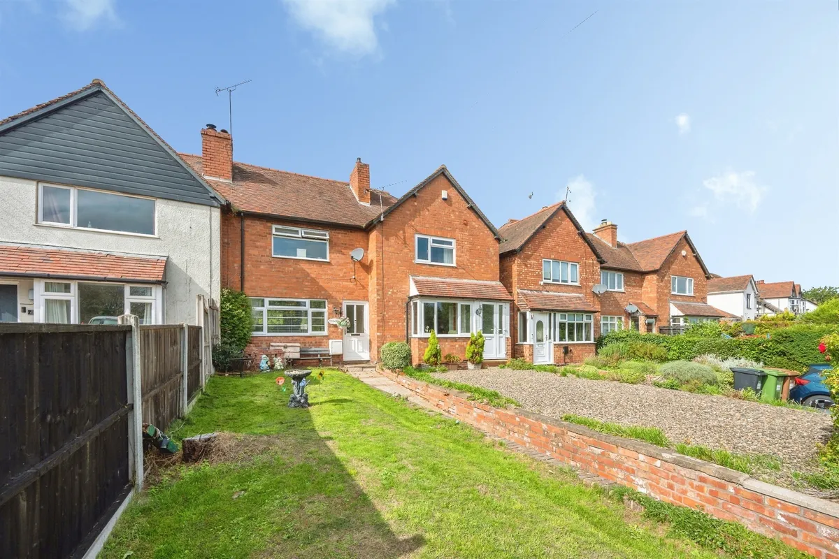 Old Worcester Road, Waresley, KIDDERMINSTER