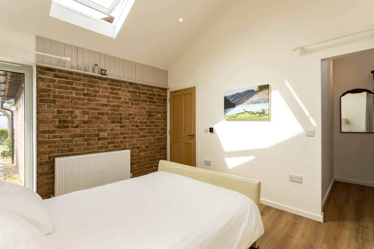 Whitemans Green, Cuckfield, RH17 photo 8