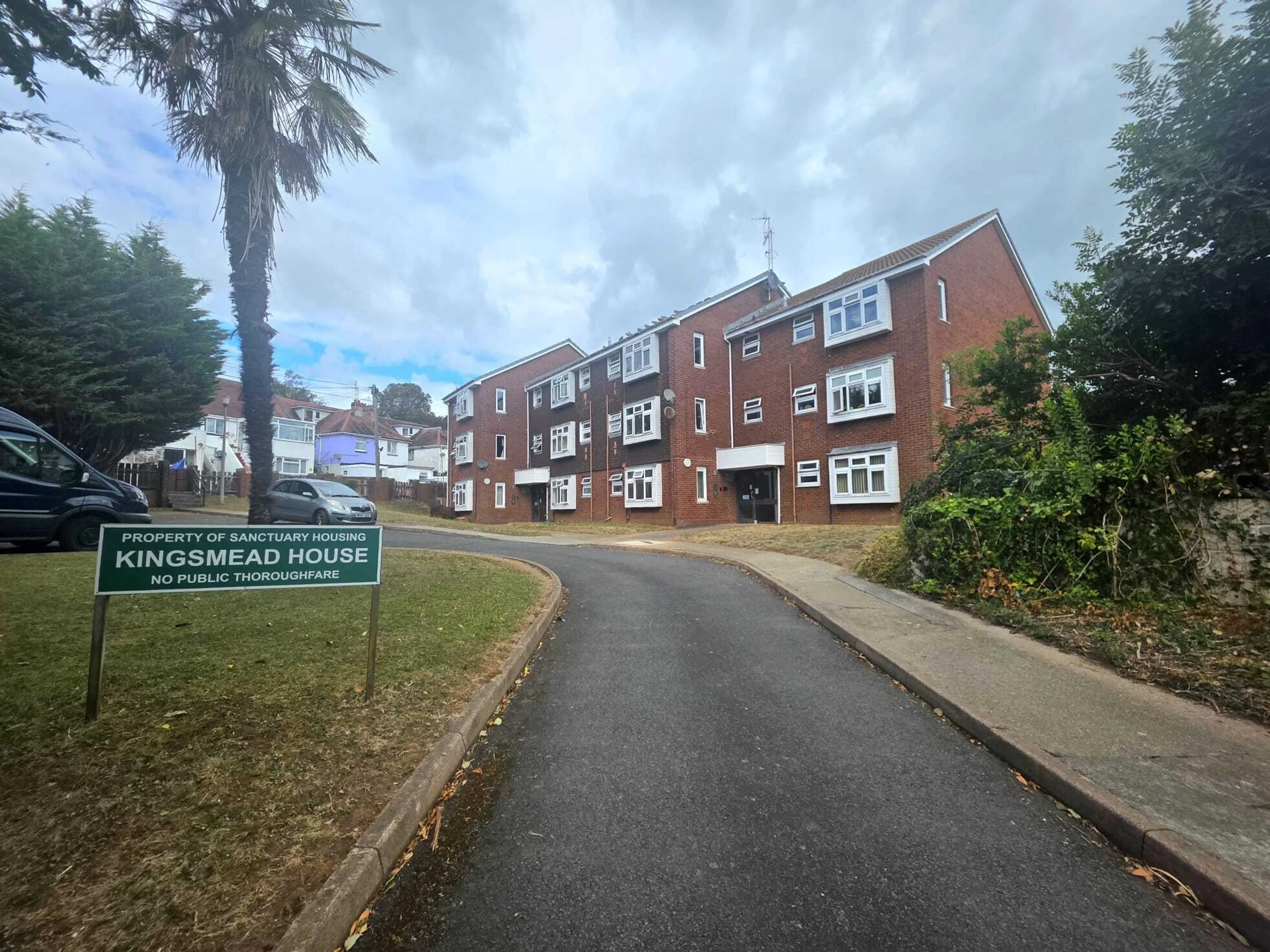 Property photo 0