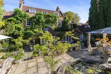 Chalk Lane, Epsom, KT18 photo 15