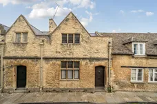 Coxwell Street, Cirencester, GL7 photo 1
