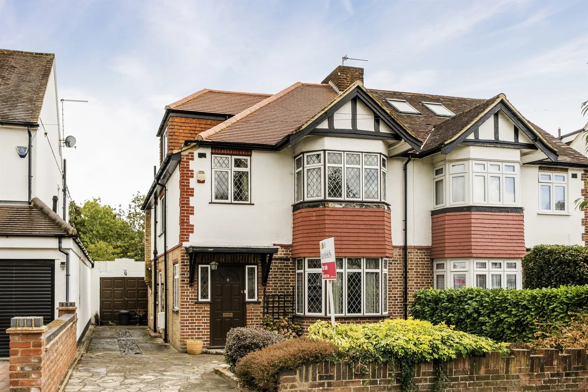 Conway Gardens, Enfield