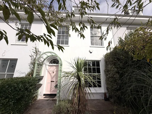 The Promenade, Kingsbridge, TQ7 1JE
