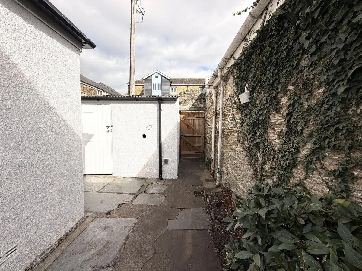 The Promenade, Kingsbridge, TQ7 1JE