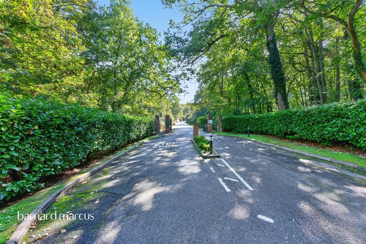 Elizabeth Drive, Banstead