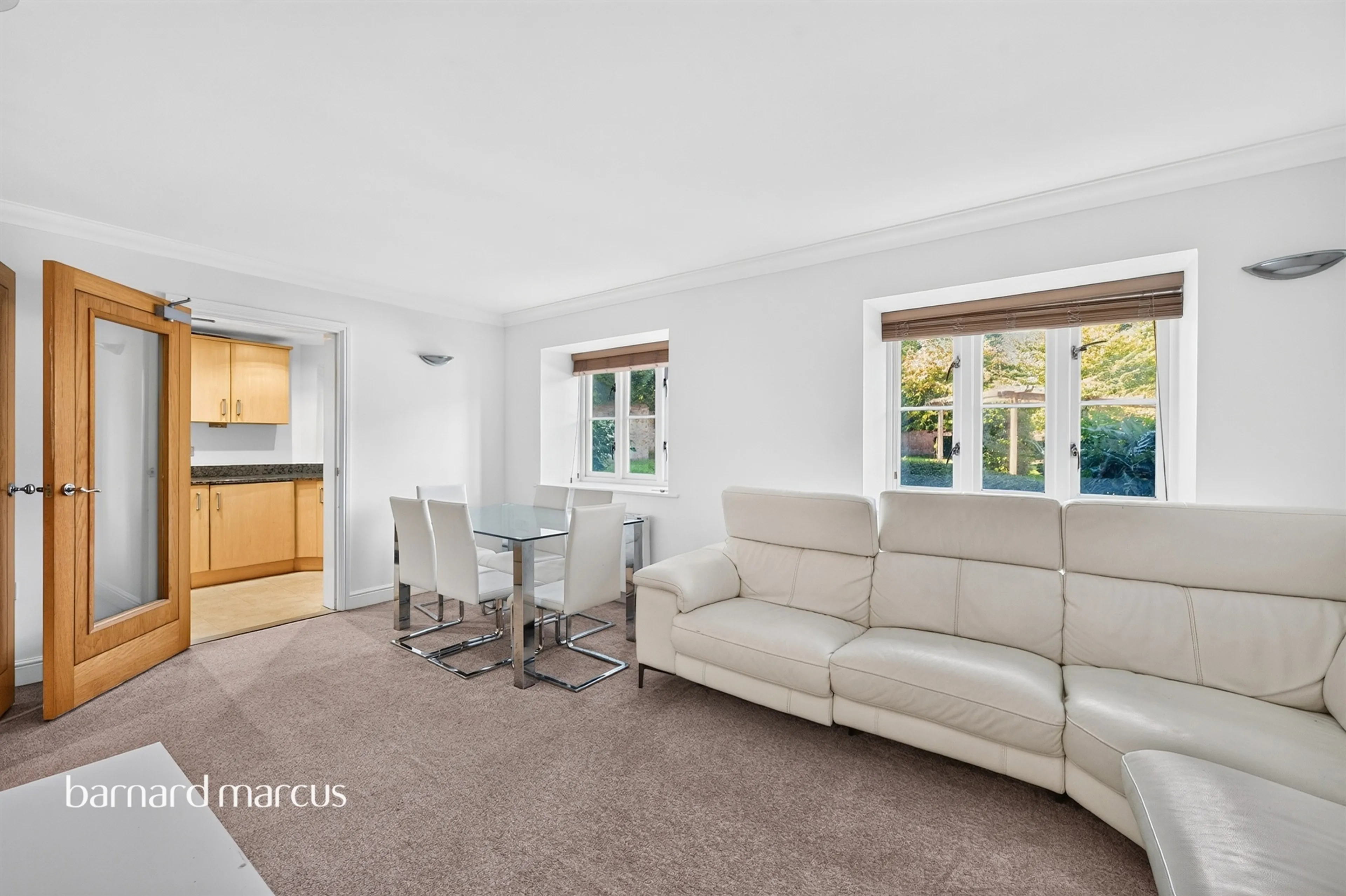 Property at Elizabeth Drive, Banstead