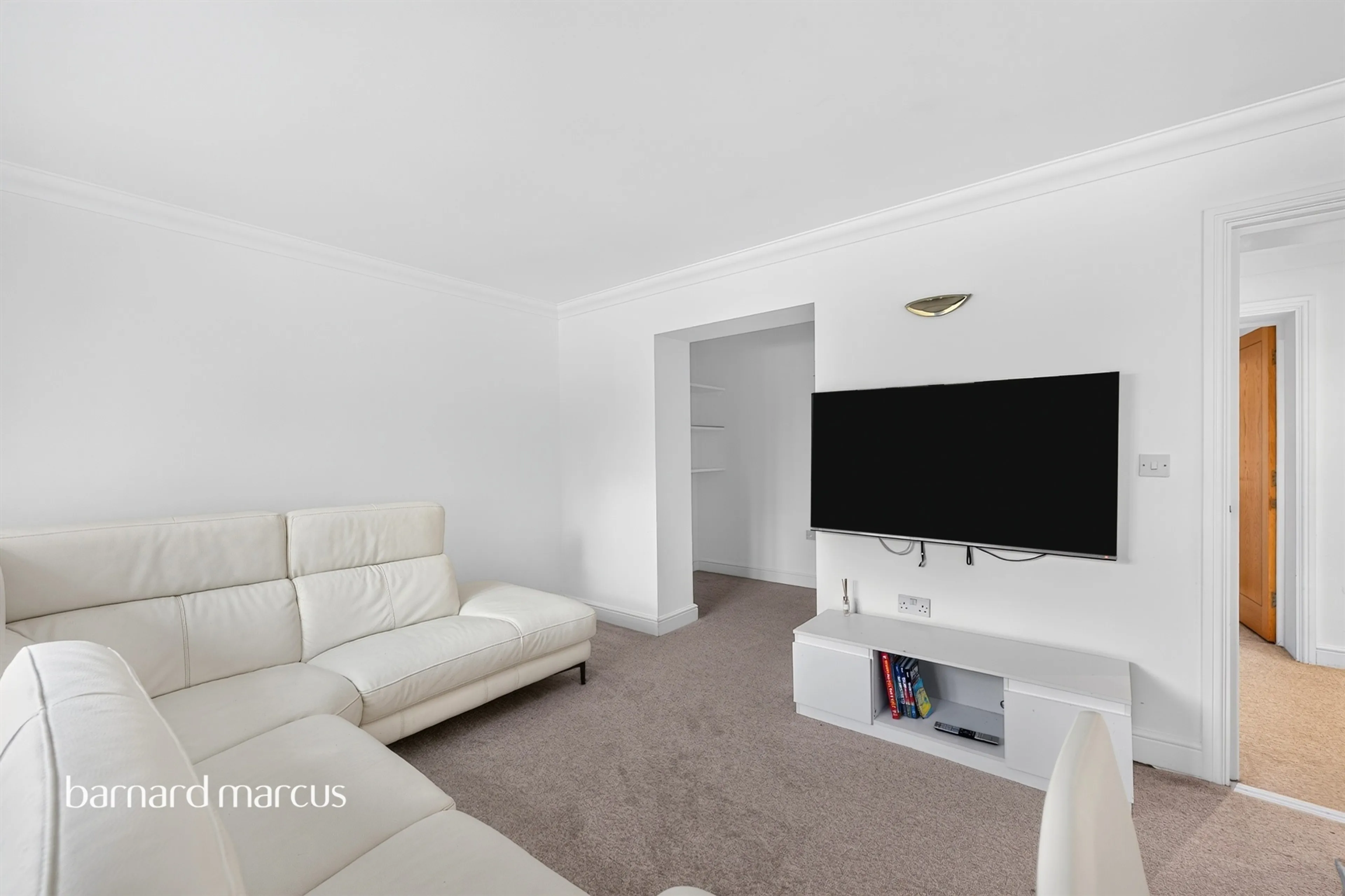 Property at Elizabeth Drive, Banstead