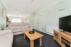 Ellingham Avenue, March