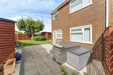 Ellingham Avenue, March