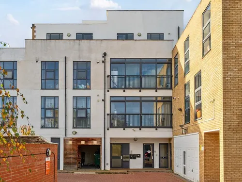 Caxton Road, LONDONphoto