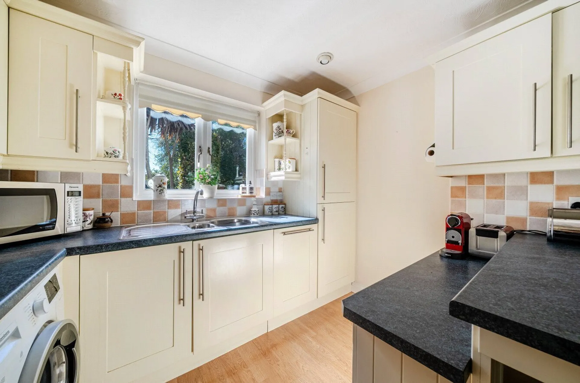 Property photo top 3