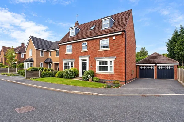 Langley Close, Bestwood Village, Nott...