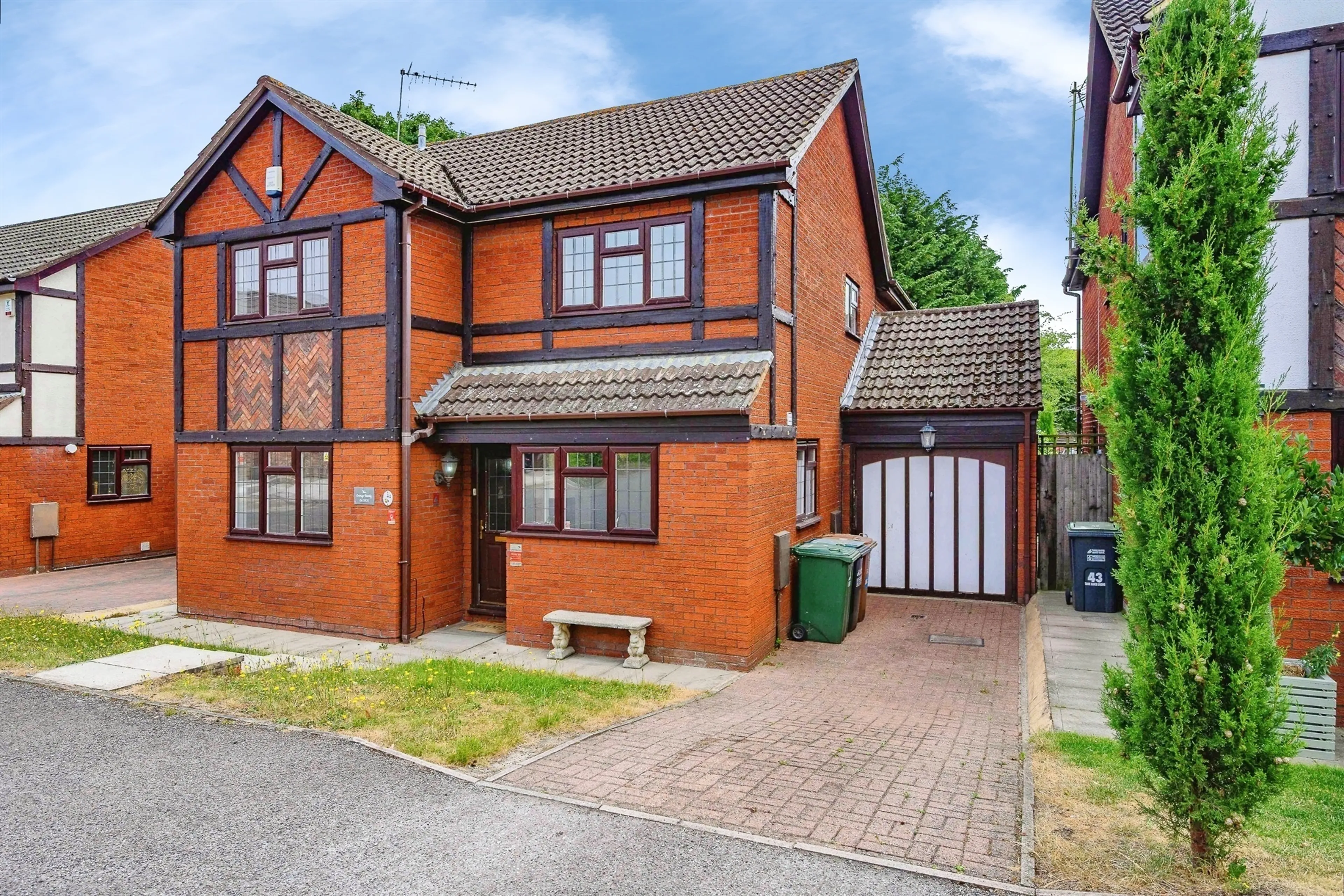 Property photo 0